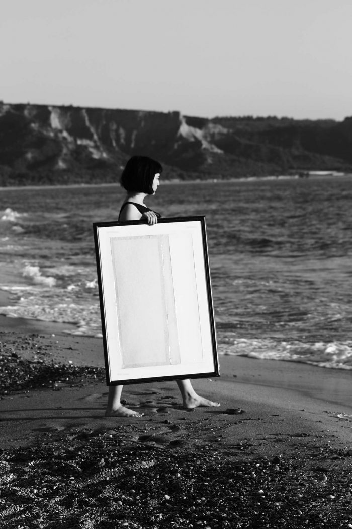 Black photo frame