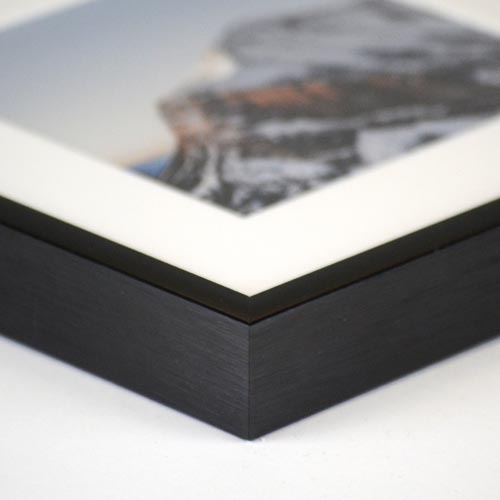 Ashford in Gloss Black Side