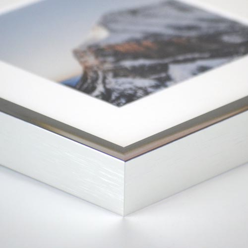 Ashford in Gloss Silver Side