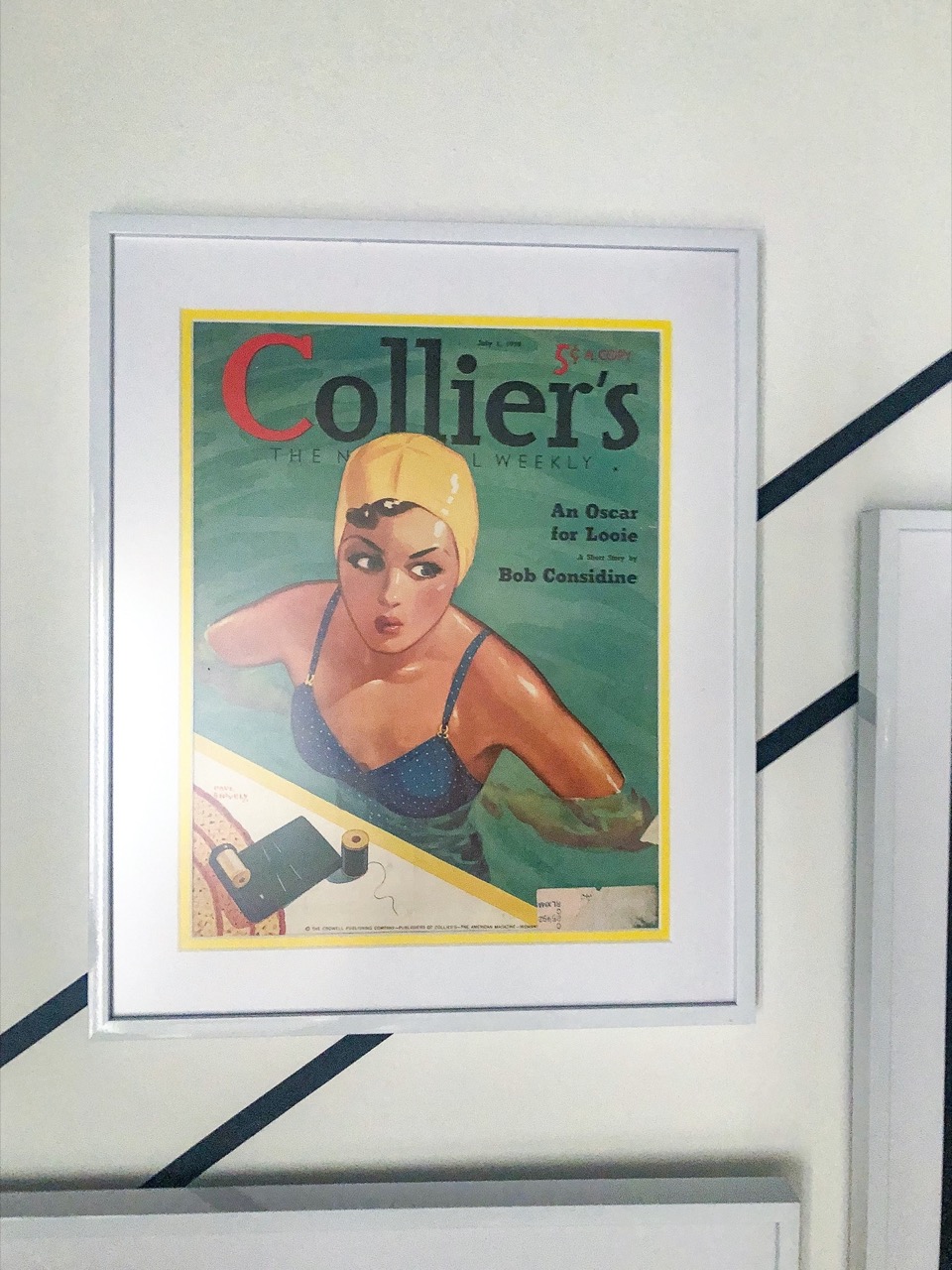 frame with colored inner matting