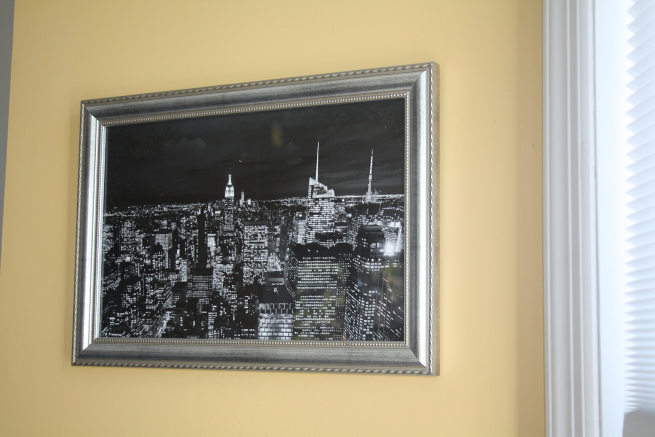 New York Skyline in silver wood frame