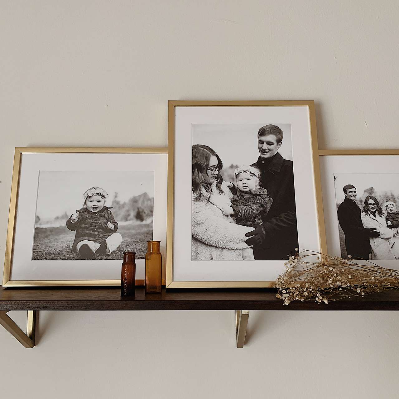 White or Ivory Mounts Details about   Black or White MODERN Photo Picture Frames with Black 