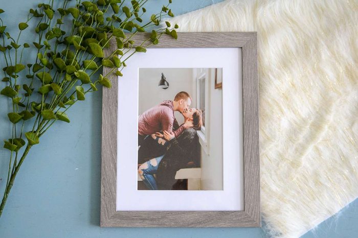The Best Framed Gifts To Show Your Love - A first kiss