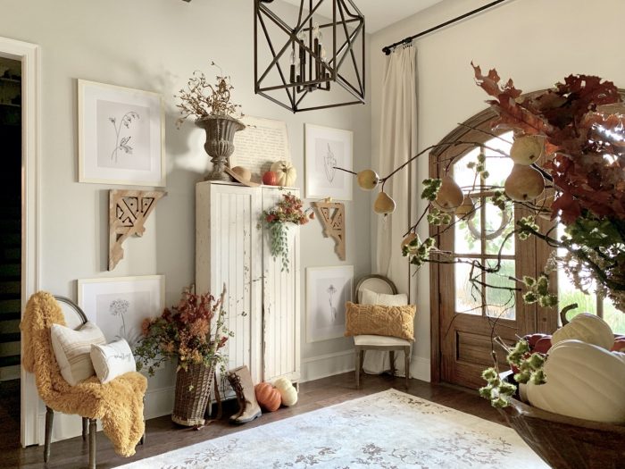 The Ultimate Renter Decor Guide: Damage Free Hanging - A beautiful fall entrance 