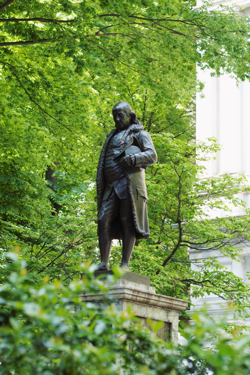 Benjamin Franklin statue