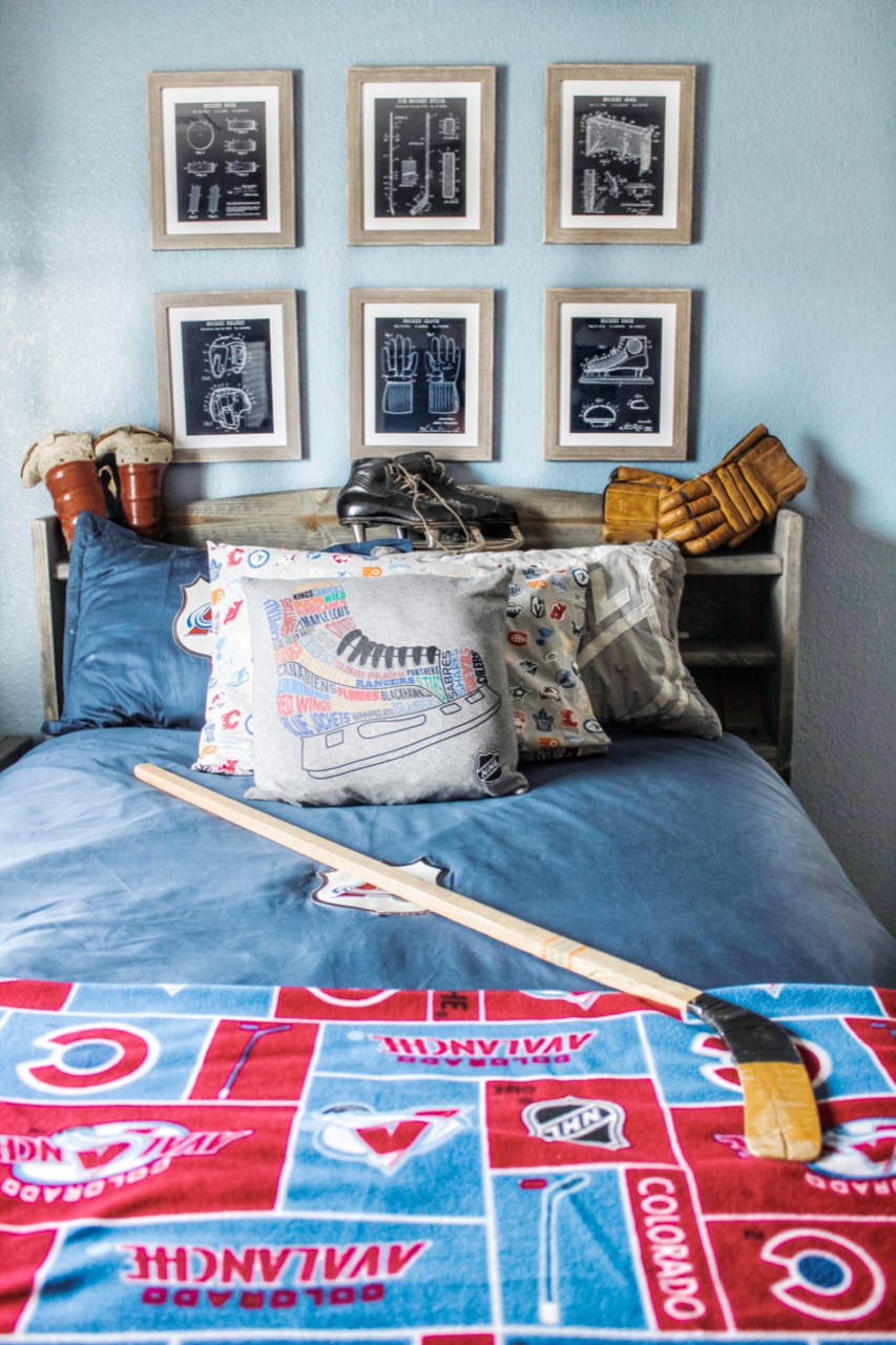 sports decor in bedroom