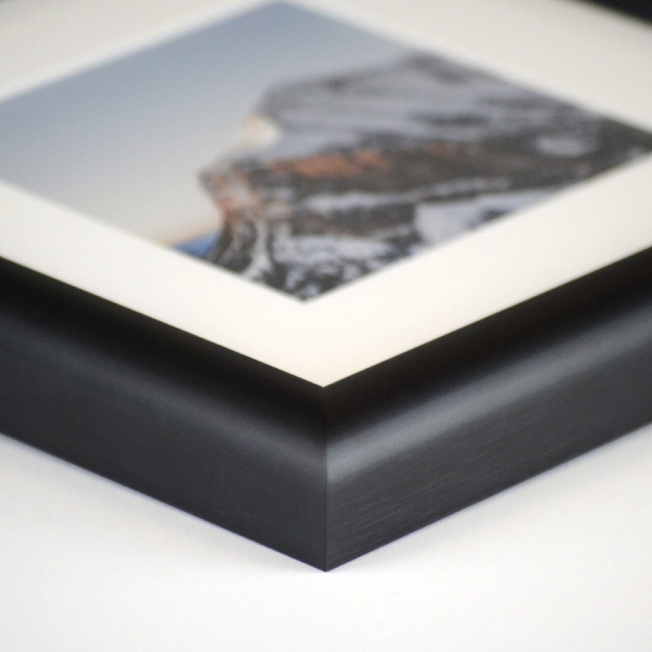 An In-Depth Look At Metal Frames: Which Style and Color Is The Best Choice For Your Decor? 14 Hammond in Satin Black