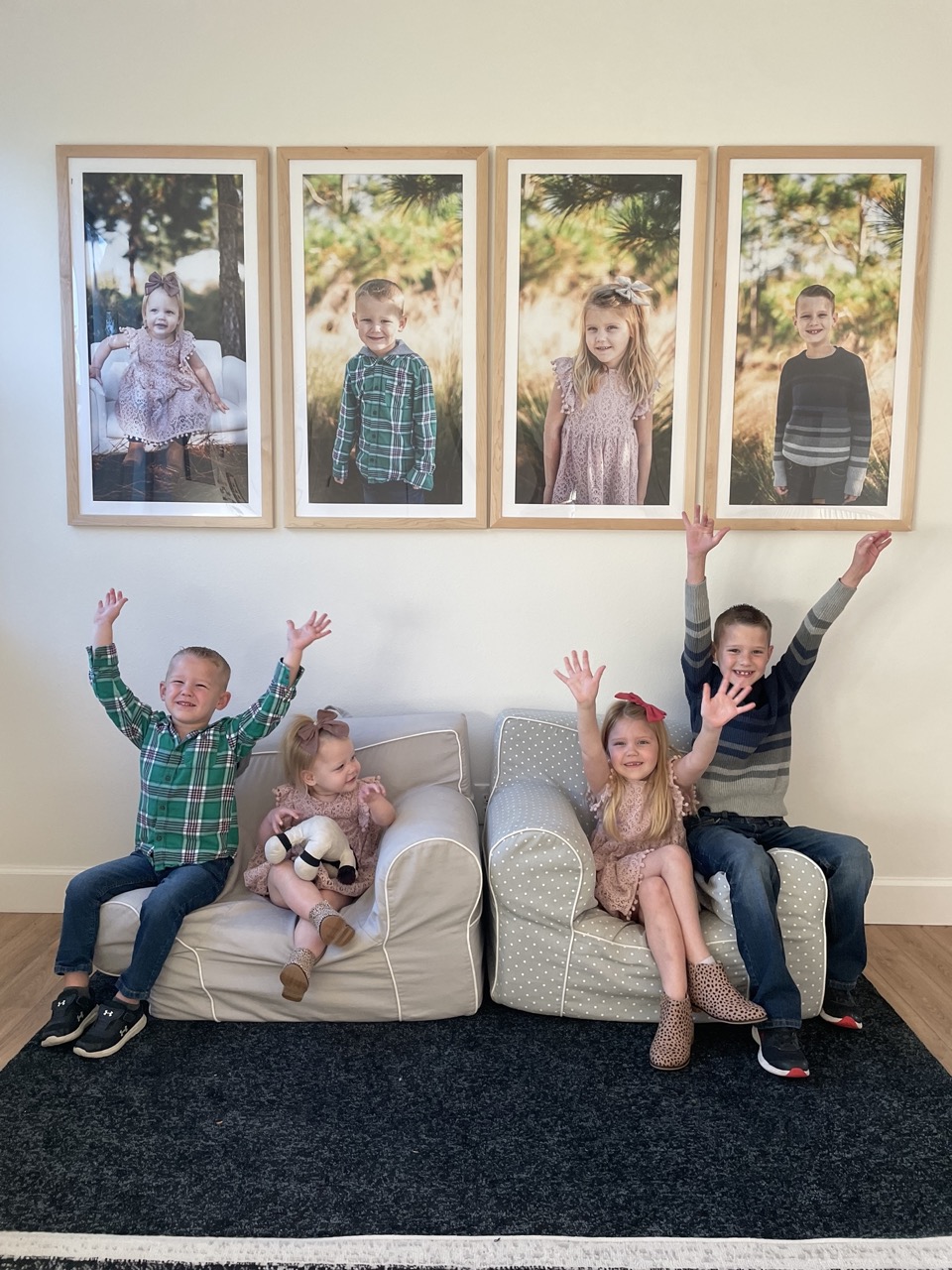 Family Photos And Frame Inspiration For Making A House Feel Like Home -  Frame It Easy