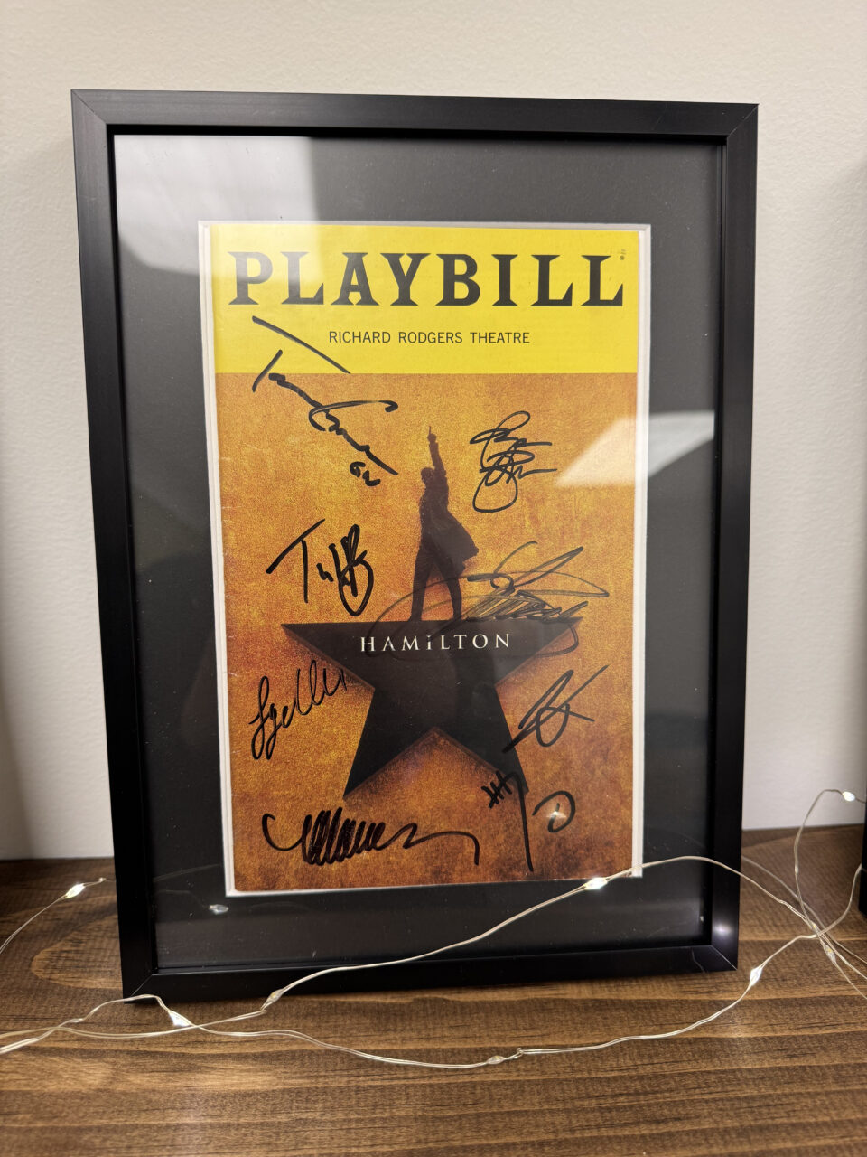 How to Frame a Theater Program: 3 Simple Display Methods 8 how to frame a playbill