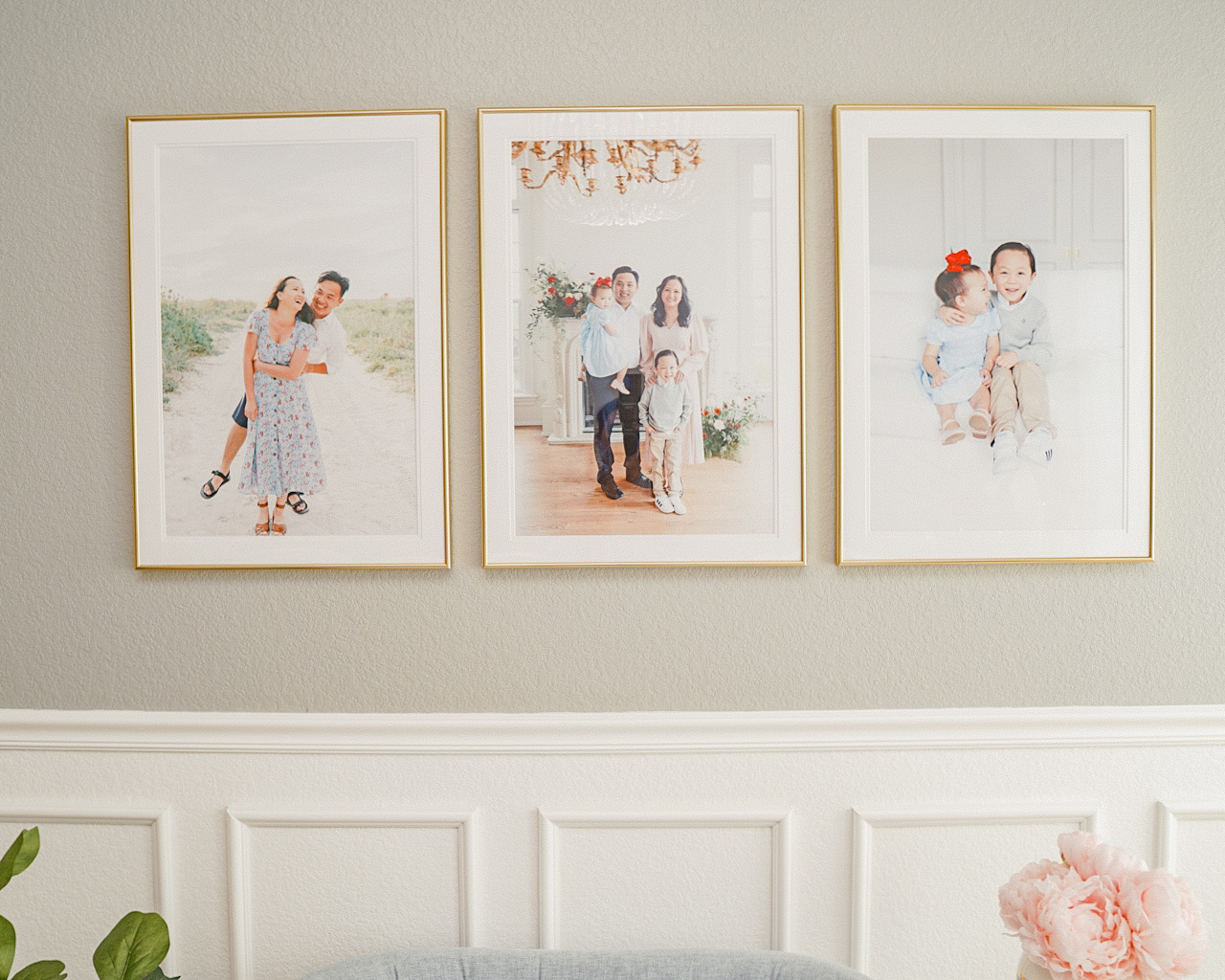 framed family photos 