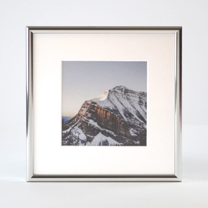 Vinyl Display and Framing - Hanover in Gloss Silver