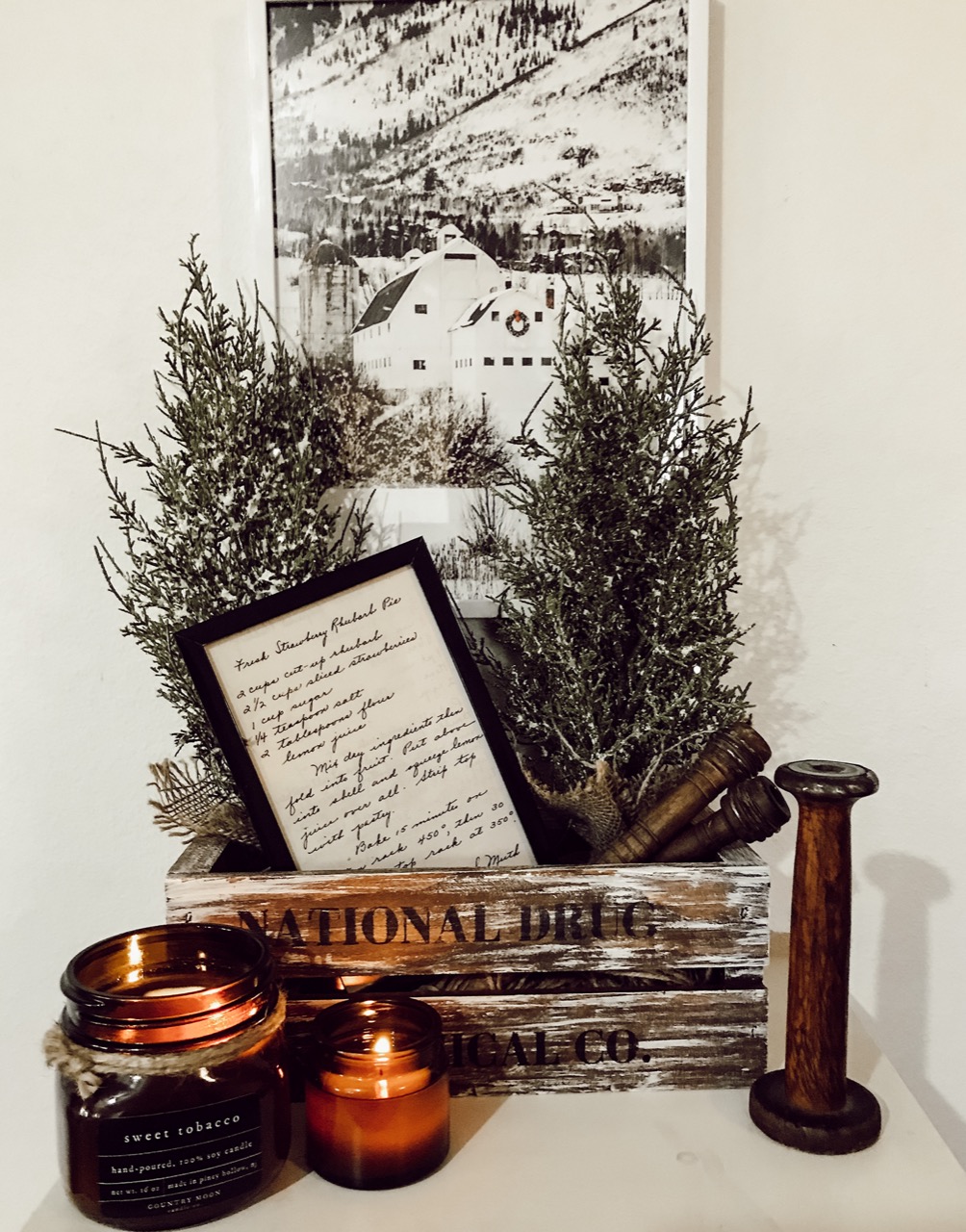 Creating A Custom Frame For Your Seasonal Memories 18 Danyelle Mendoza @oldecozycottage 001