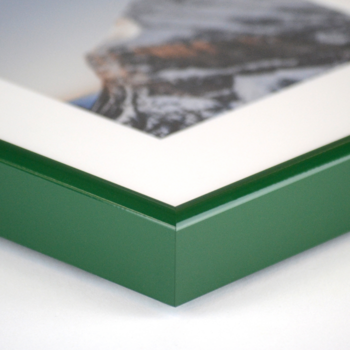 Hanover frame in green.