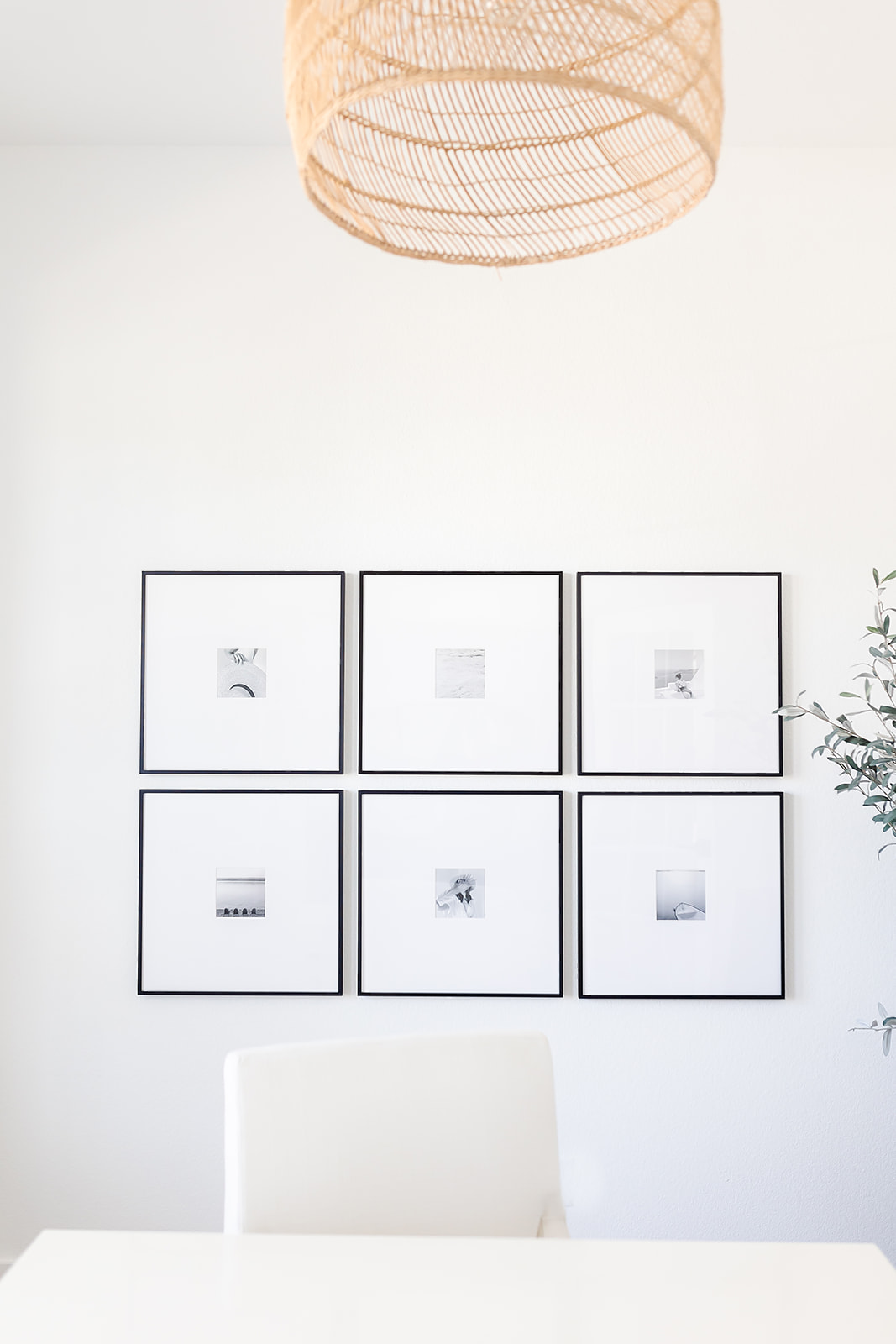 Picture Frame Arrangements: A dinging room of a simple grid display