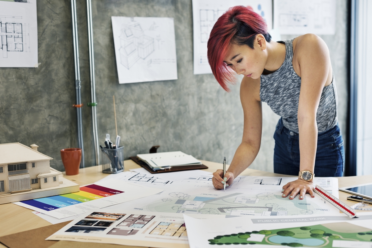 How to Build A Brand: A lady designing at her desk
