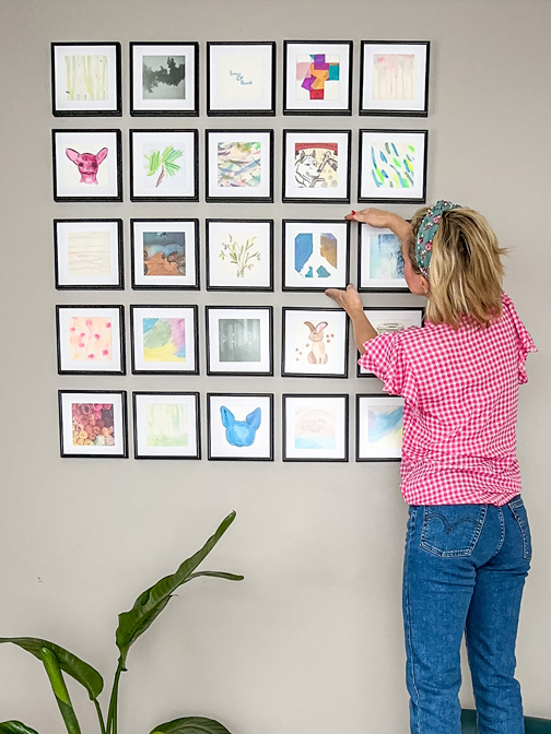 Stunning Accent Wall Ideas: 1. Small Artwork Gallery Wall