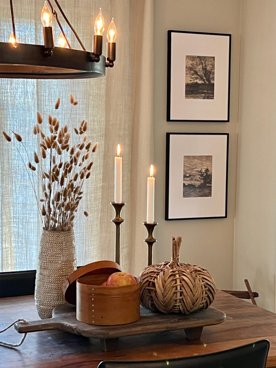 Interior Design AI: A Fall-inspired dining room