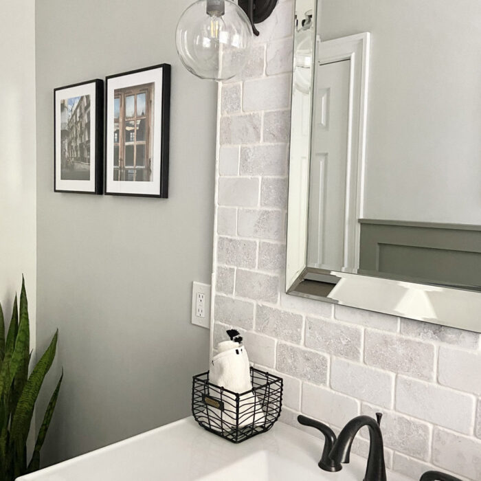 5 Glamorous Bathroom Wall Decor Ideas