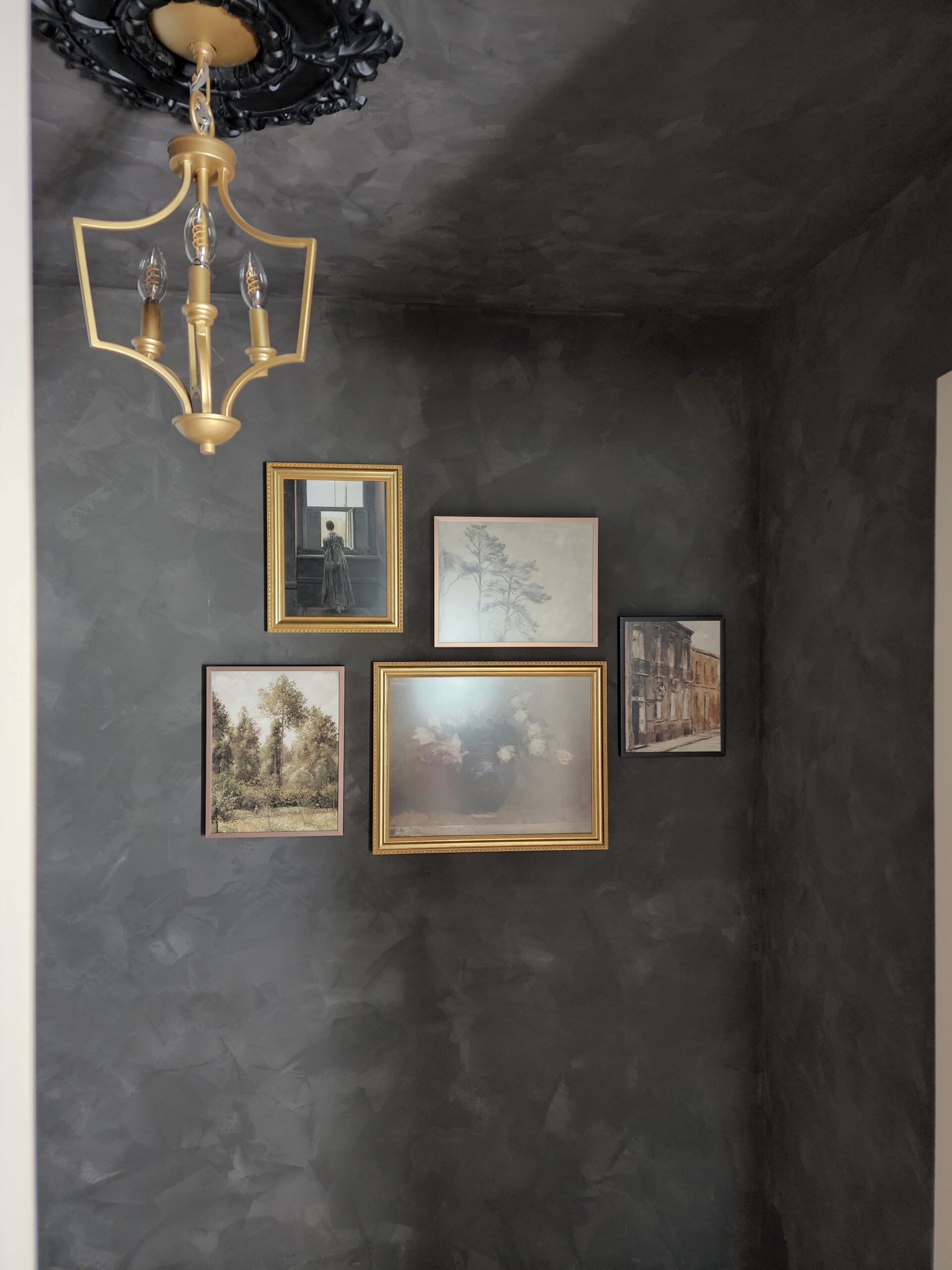 Gothic Home Decor: Dramatic Style Meets Modern Chic 24 dark walls with gold picture frames