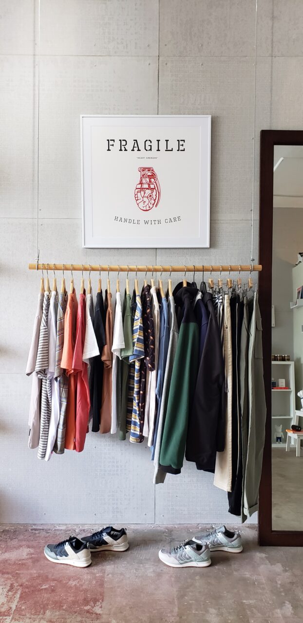 Easy Brand Color Matching: Custom Matboards for Businesses 6 custom framing for retail business